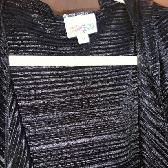 LulaRoe Medium Shirley Kimono - Picture 2 of 5